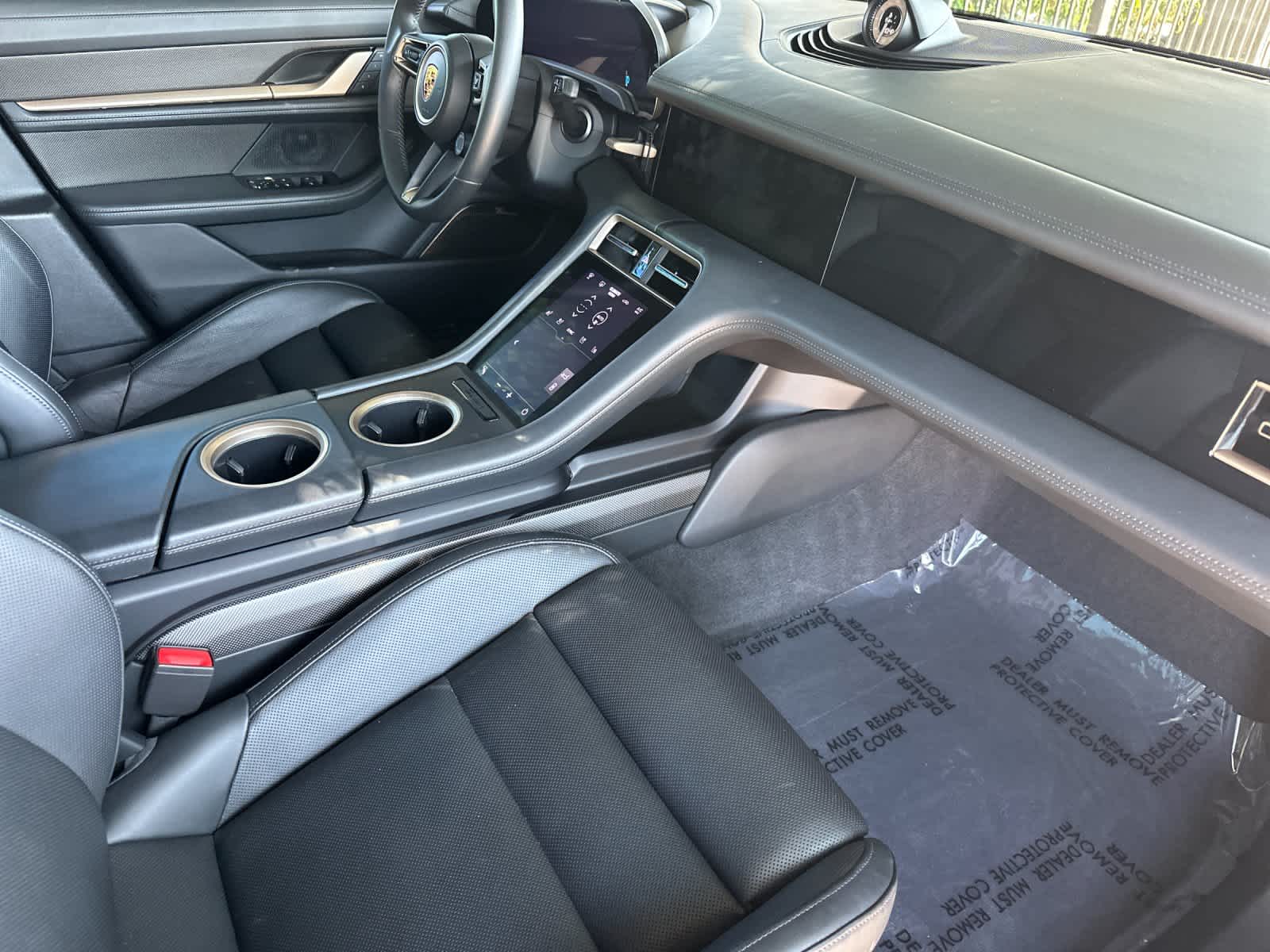 2022 Porsche Taycan Taycan Turbo S (MY22)