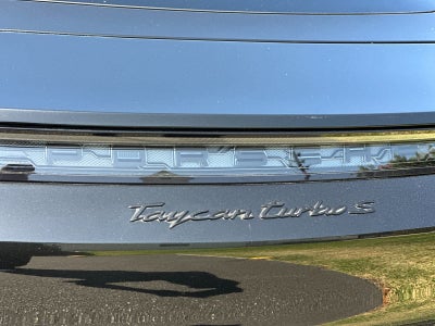 2022 Porsche Taycan Taycan Turbo S (MY22)