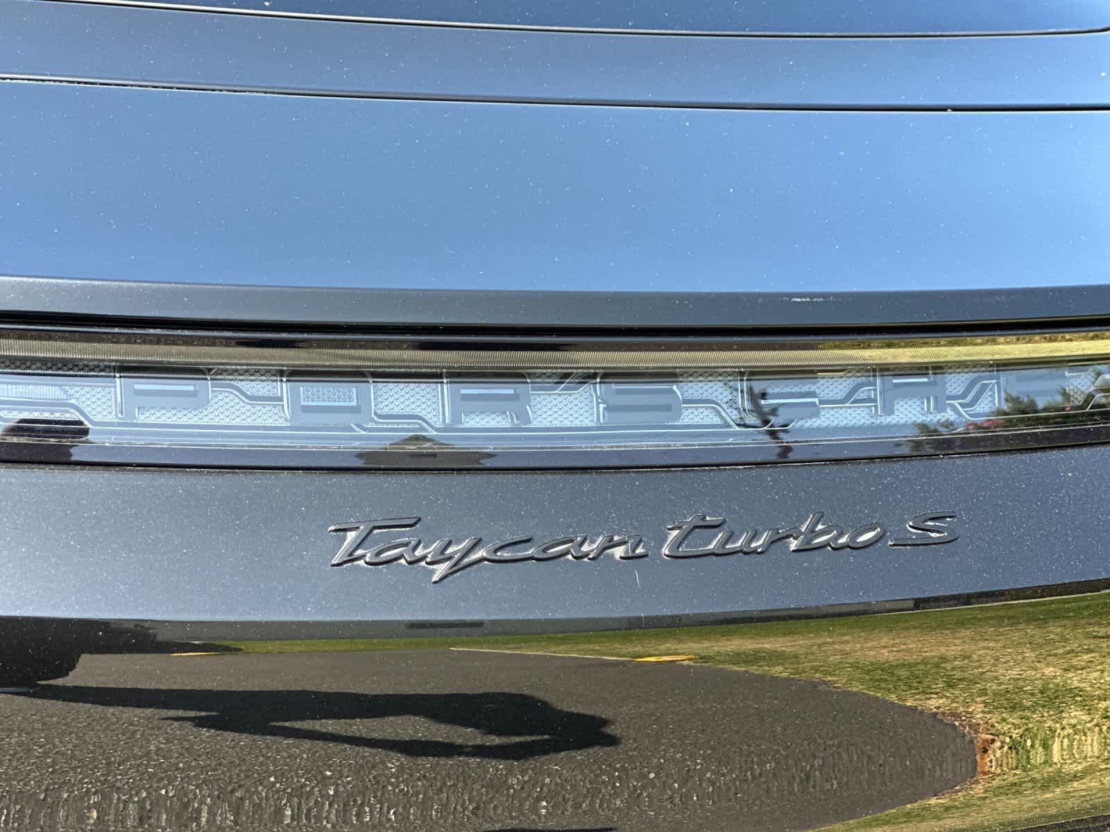 2022 Porsche Taycan Taycan Turbo S (MY22)