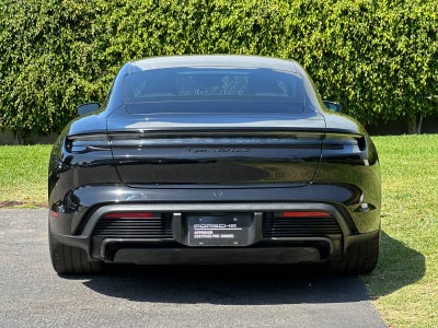 2022 Porsche Taycan Taycan Turbo S (MY22)