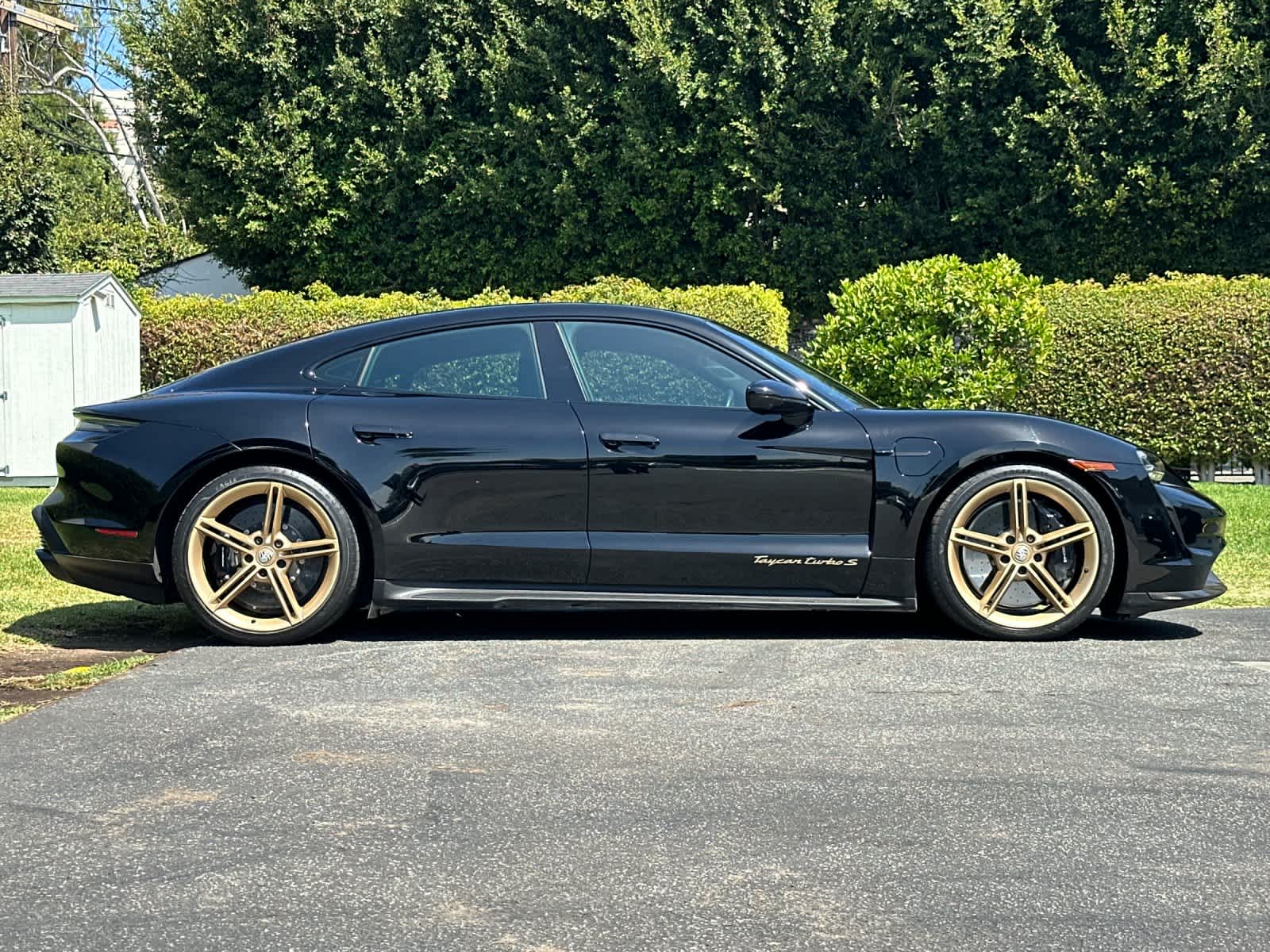 2022 Porsche Taycan Taycan Turbo S (MY22)