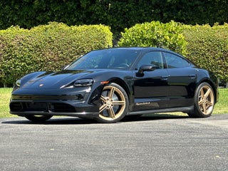 2022 Porsche Taycan Taycan Turbo S