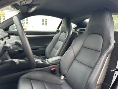 2025 Porsche 718 Cayman GTS 4.0