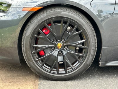 2023 Porsche Taycan Taycan GTS (MY23)