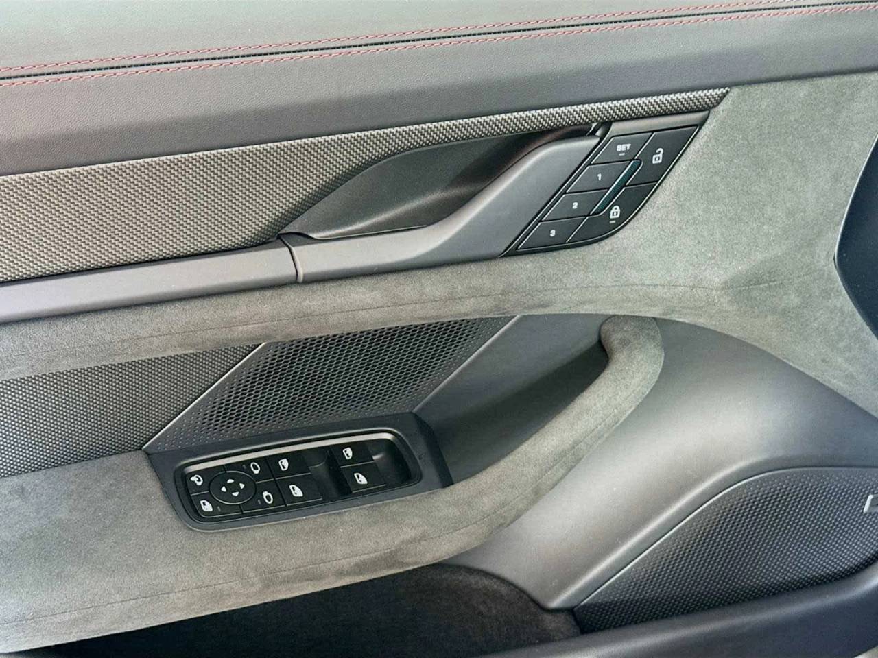 2026 Porsche Taycan GTS