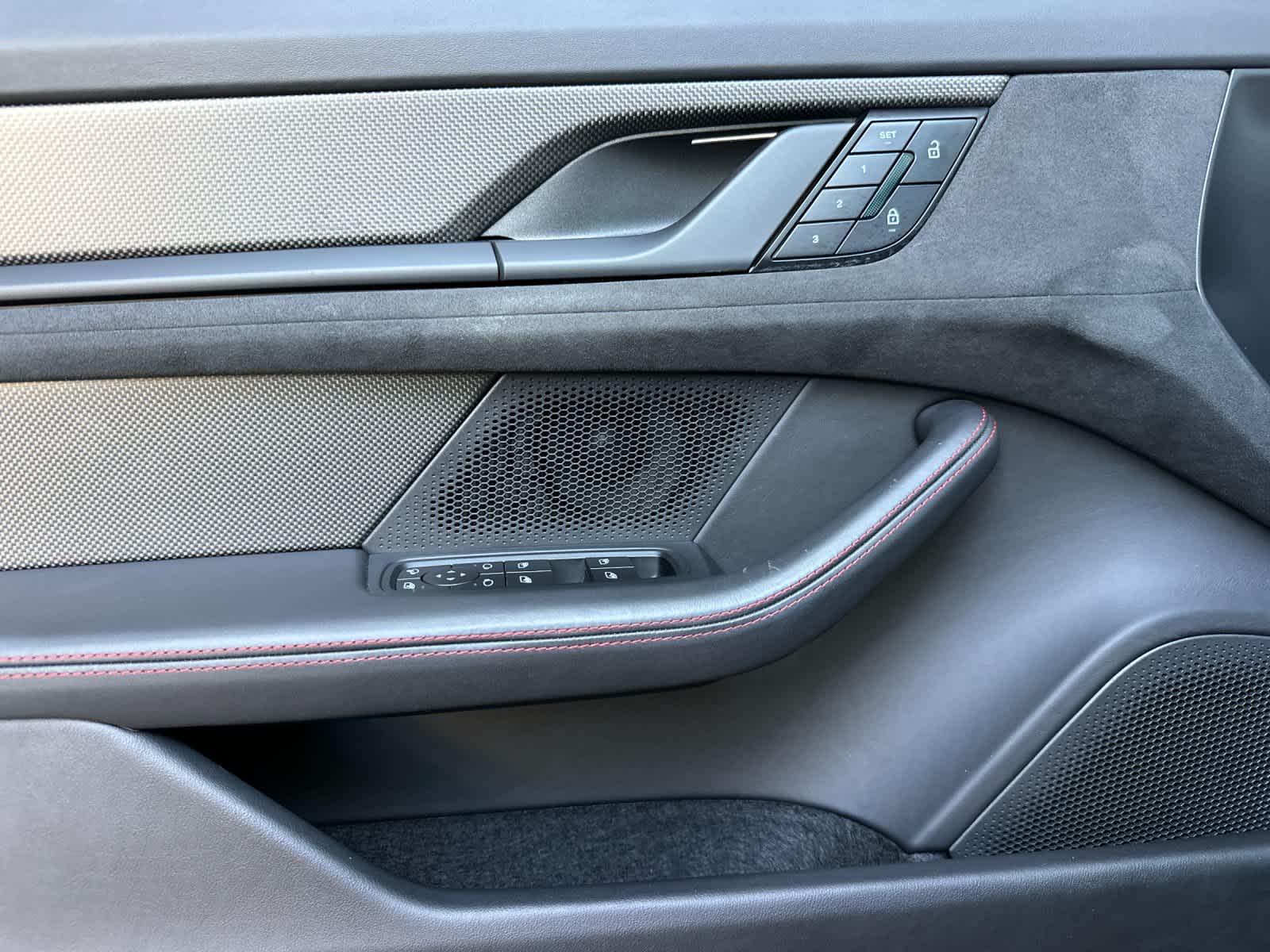 2024 Porsche Taycan Taycan GTS (MY24)