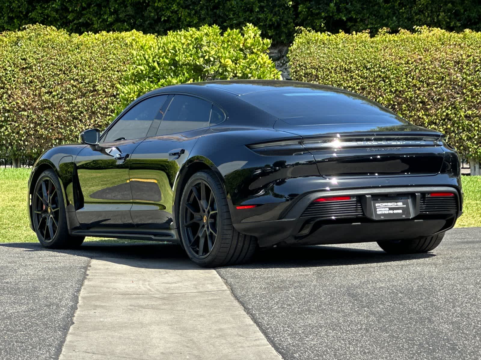 2024 Porsche Taycan Taycan GTS (MY24)