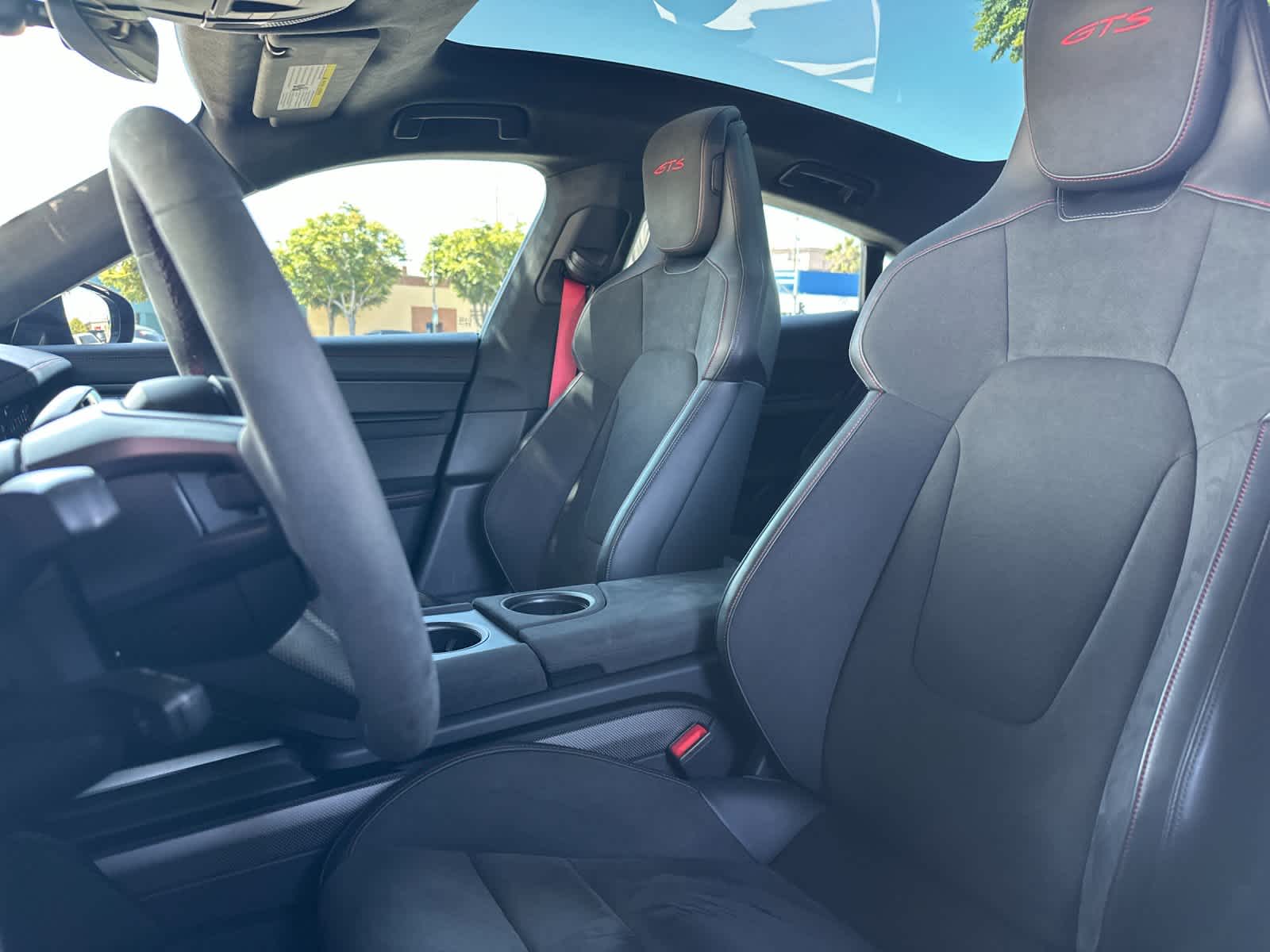 2024 Porsche Taycan Taycan GTS (MY24)