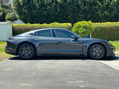 2026 Porsche Taycan Taycan GTS