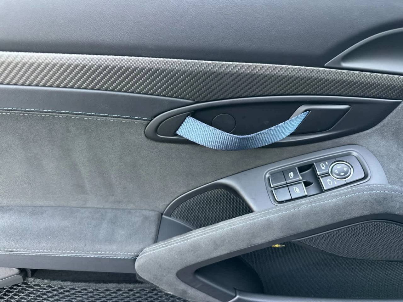 2023 Porsche 718 Cayman GT4 RS