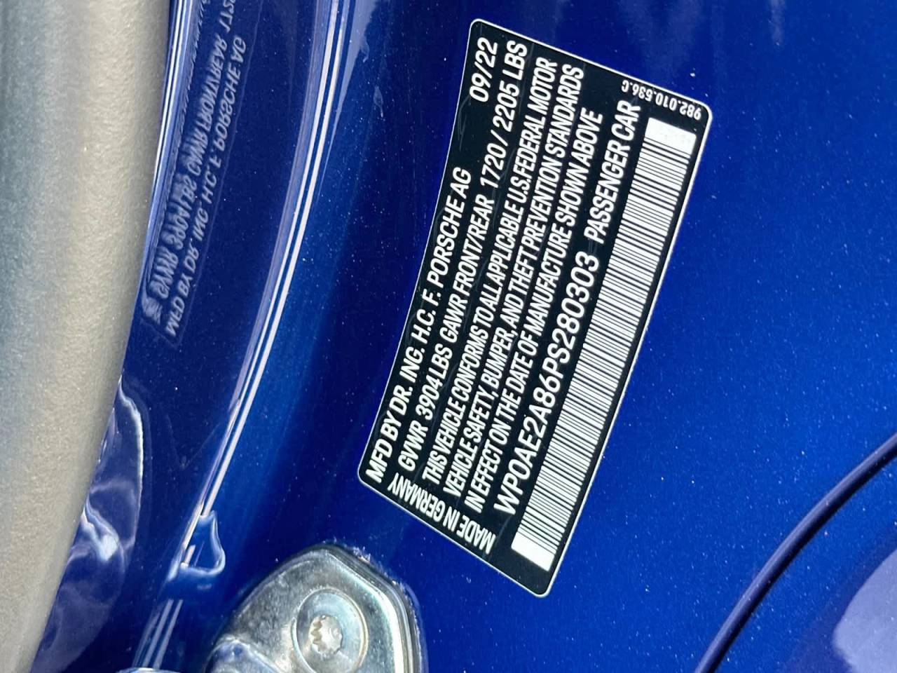 2023 Porsche 718 Cayman GT4 RS