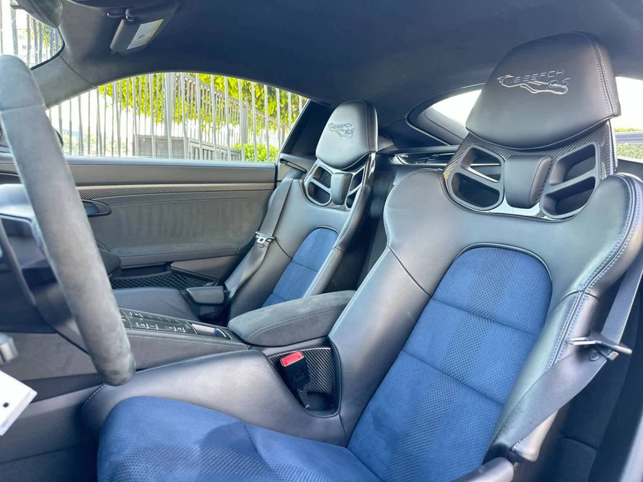 2023 Porsche 718 Cayman GT4 RS