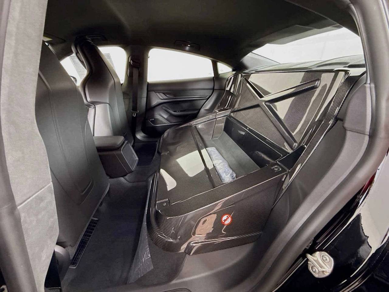 2025 Porsche Taycan Turbo GT