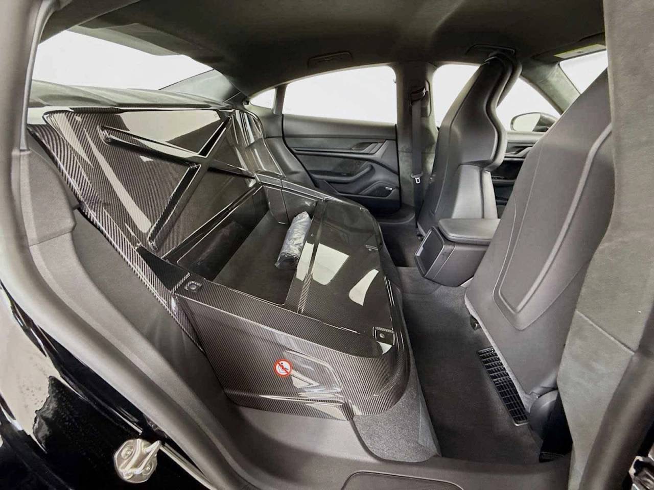 2025 Porsche Taycan Turbo GT