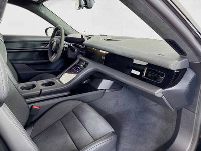 2025 Porsche Taycan Turbo GT