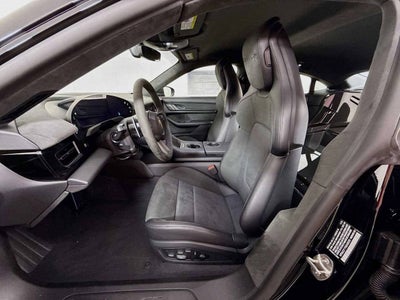 2025 Porsche Taycan Turbo GT