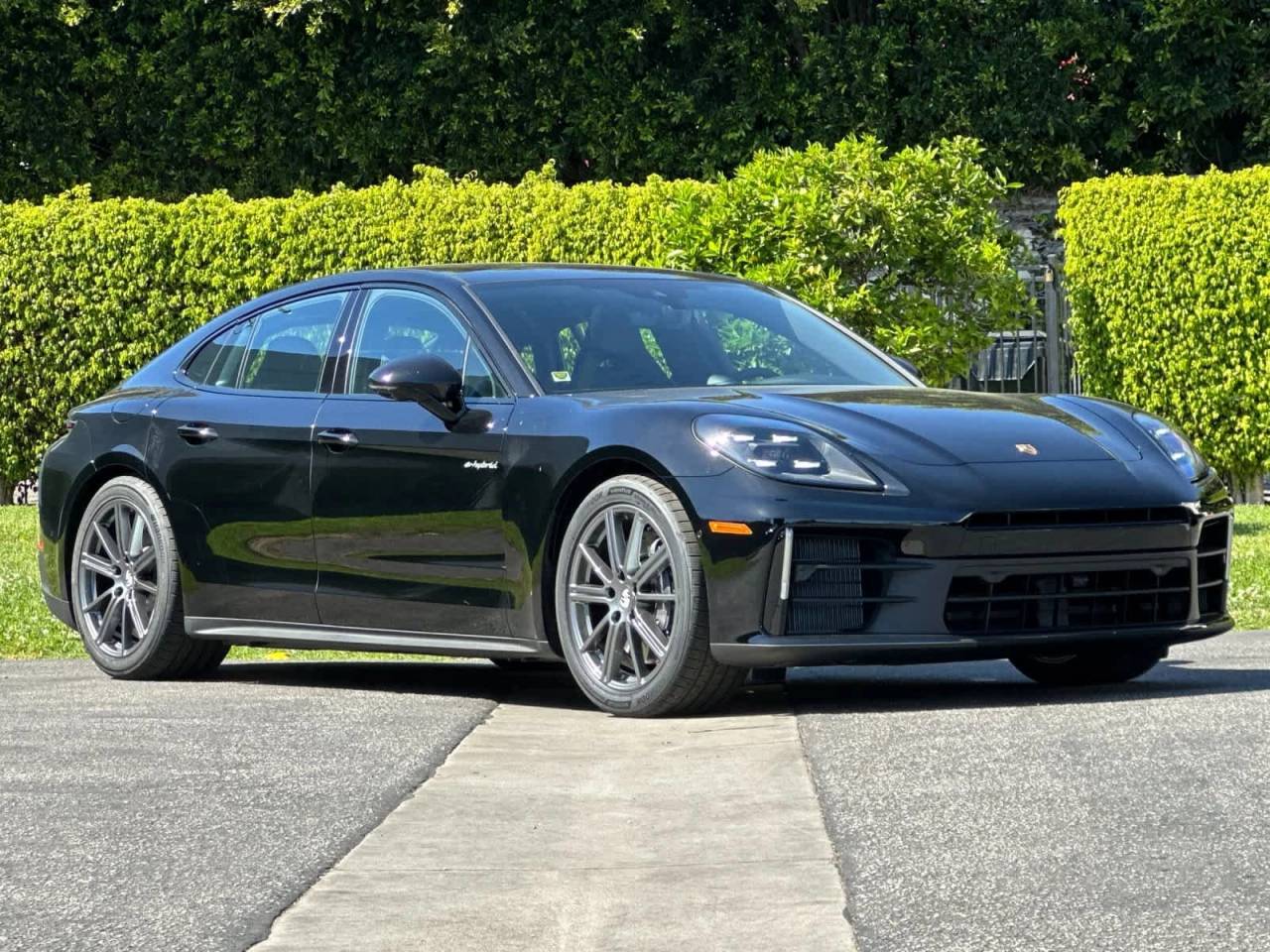 2026 Porsche Panamera 4 E-Hybrid