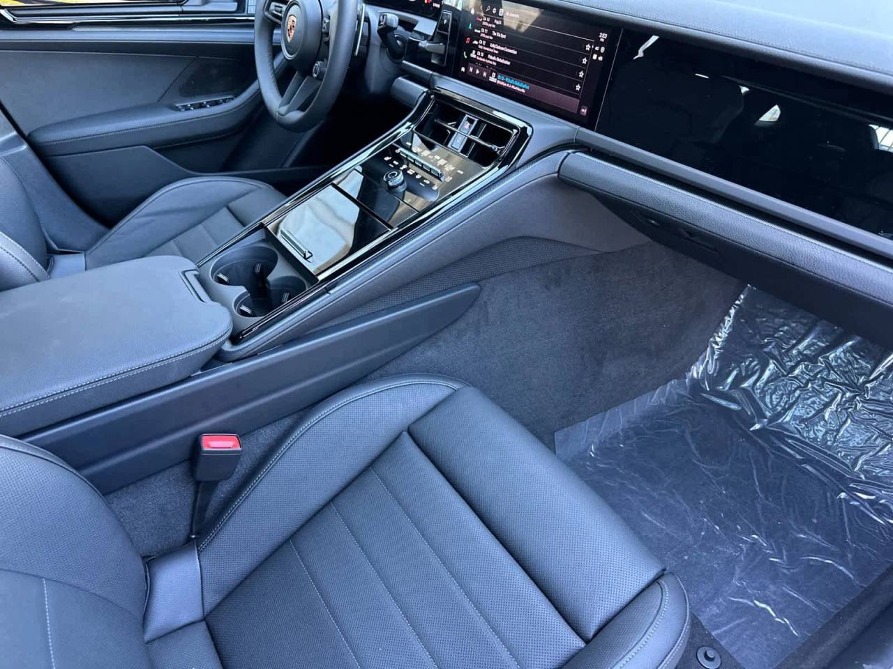 2026 Porsche Panamera 4 E-Hybrid