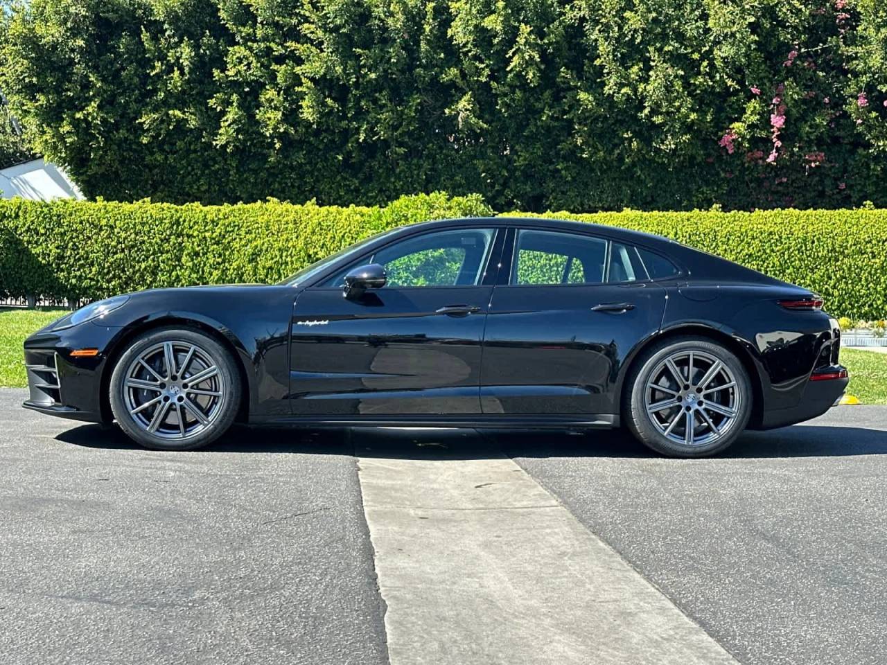 2026 Porsche Panamera 4 E-Hybrid