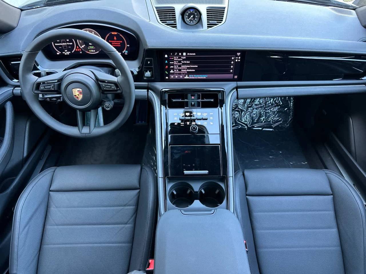 2026 Porsche Panamera 4 E-Hybrid