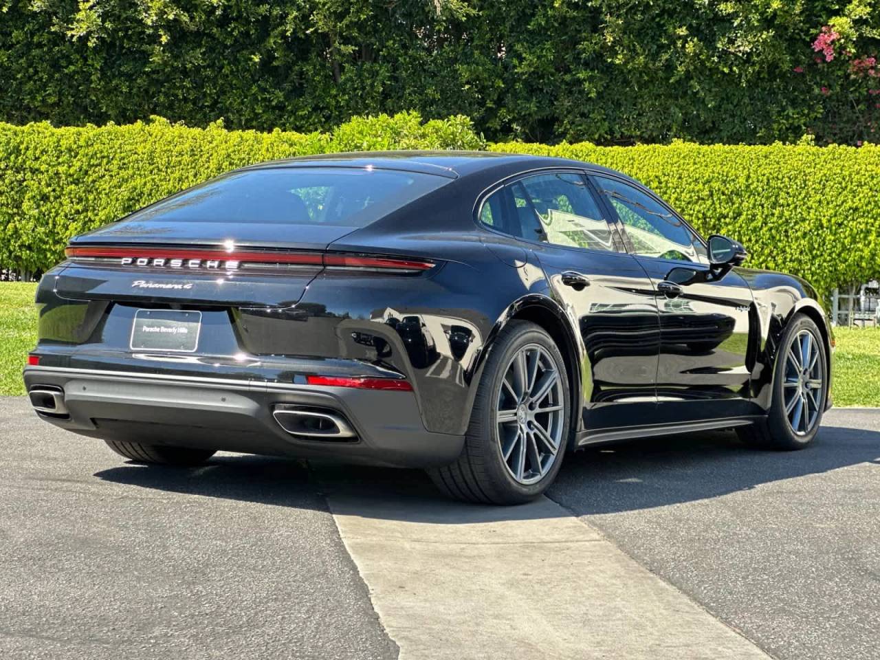 2026 Porsche Panamera 4 E-Hybrid