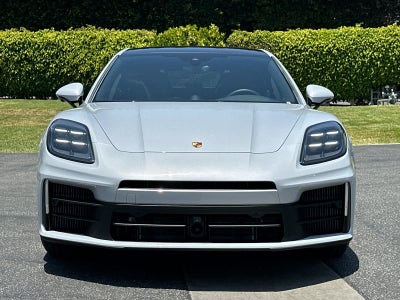 2025 Porsche Panamera 4 E-Hybrid