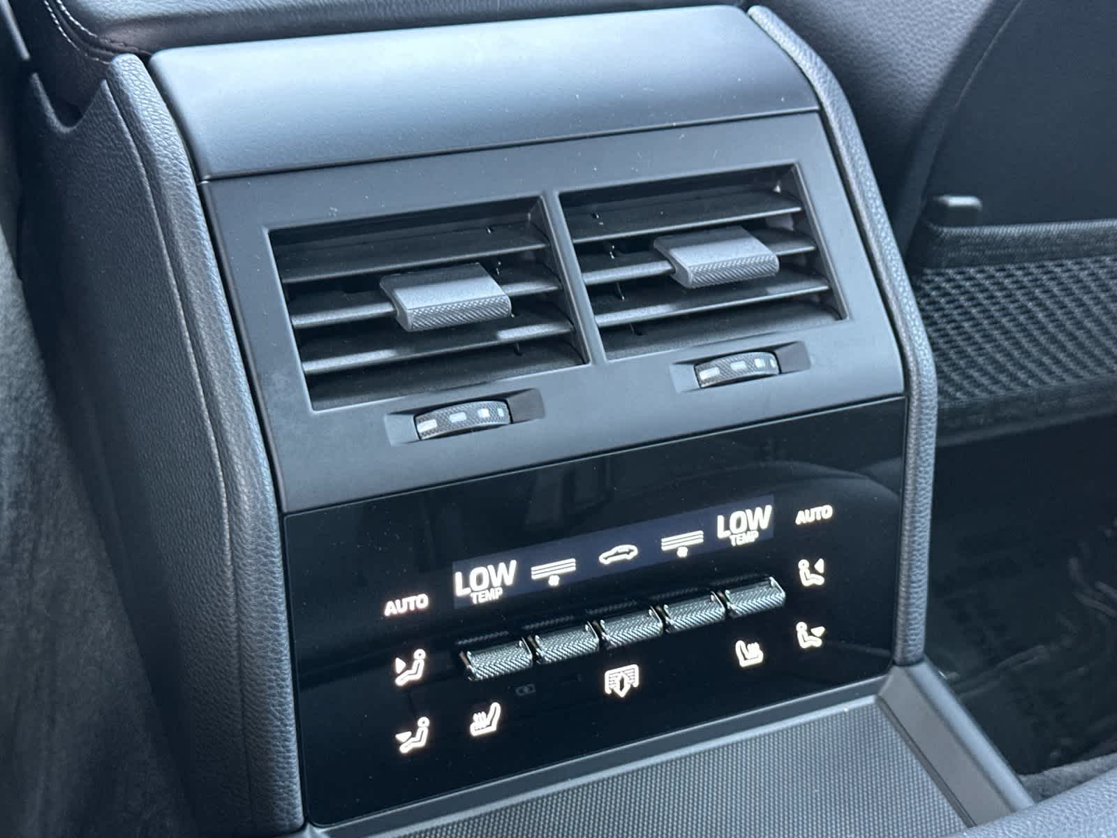 2025 Porsche Panamera 4 E-Hybrid