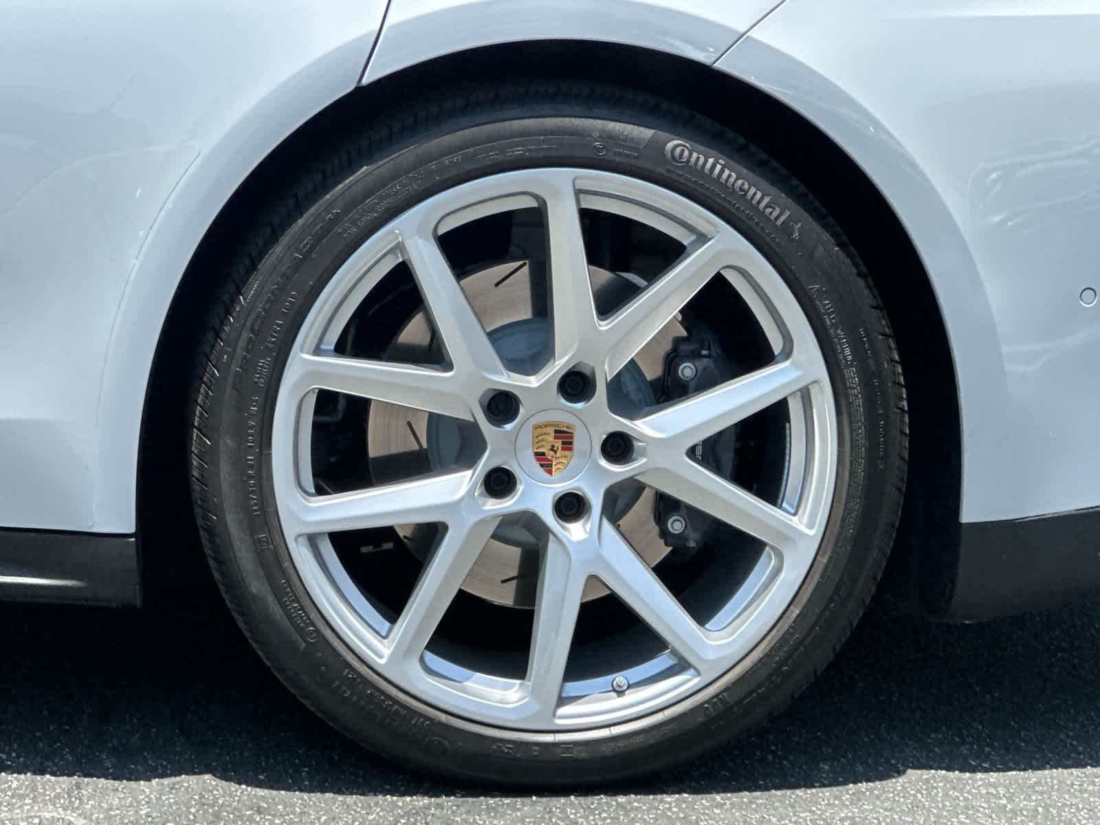 2025 Porsche Panamera 4 E-Hybrid