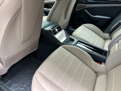 2026 Porsche Panamera 4 E-Hybrid