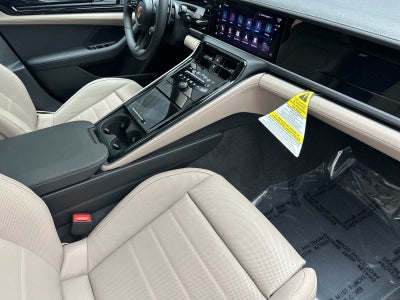2026 Porsche Panamera 4 E-Hybrid