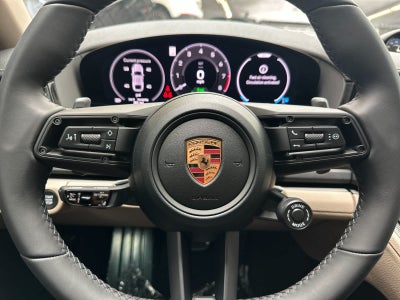 2026 Porsche Panamera 4 E-Hybrid