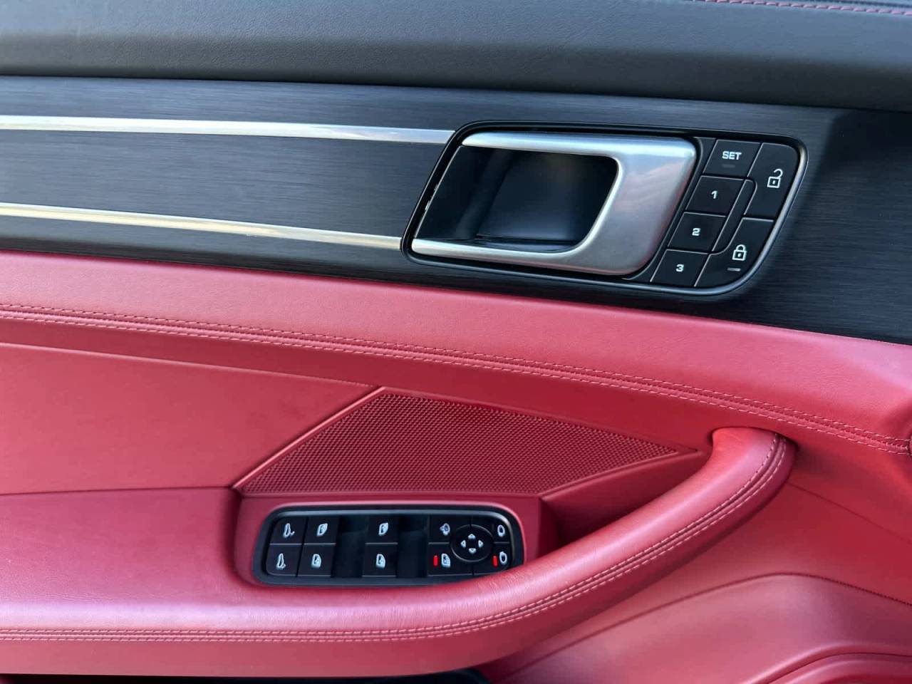 2023 Porsche Panamera GTS