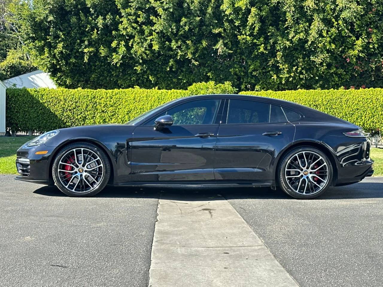 2023 Porsche Panamera GTS