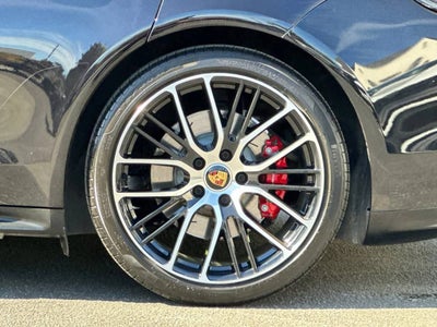 2023 Porsche Panamera GTS