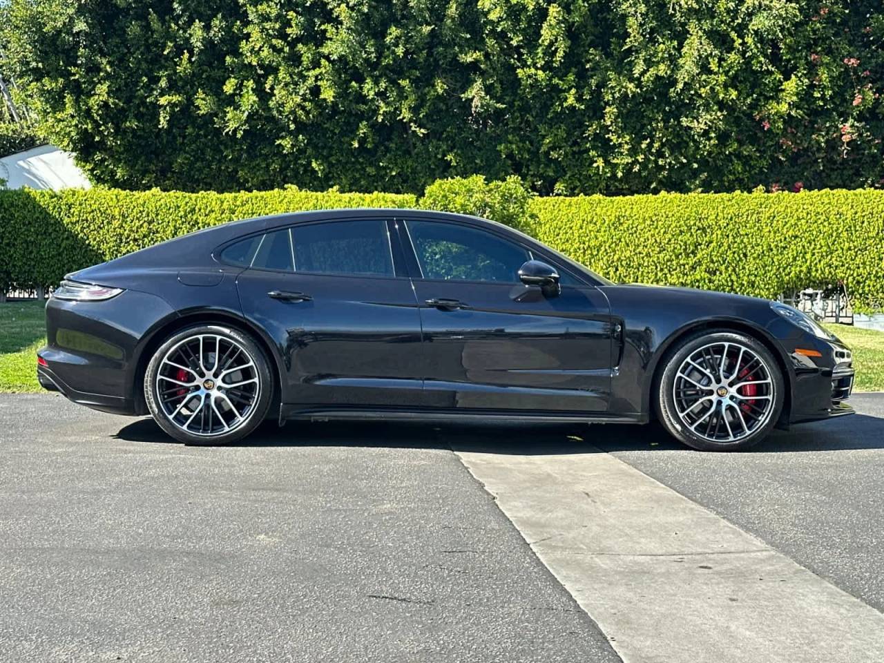 2023 Porsche Panamera GTS