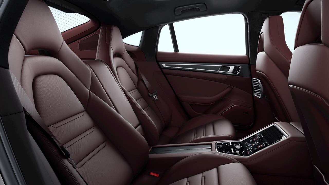 2023 Porsche Panamera Panamera GTS