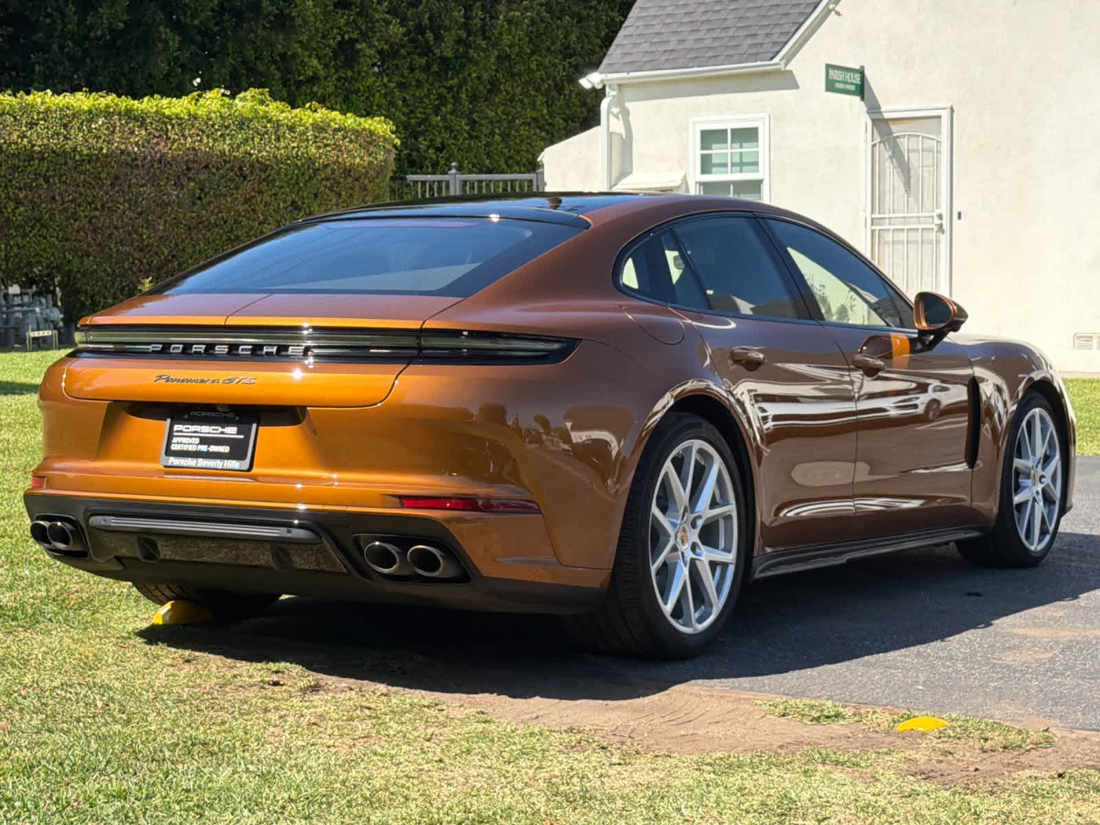 2026 Porsche Panamera Panamera GTS