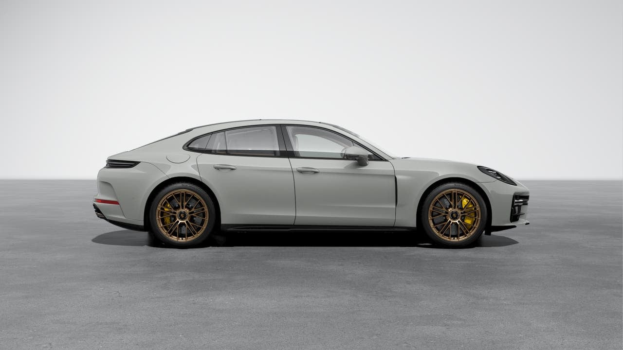 2026 Porsche Panamera Panamera GTS