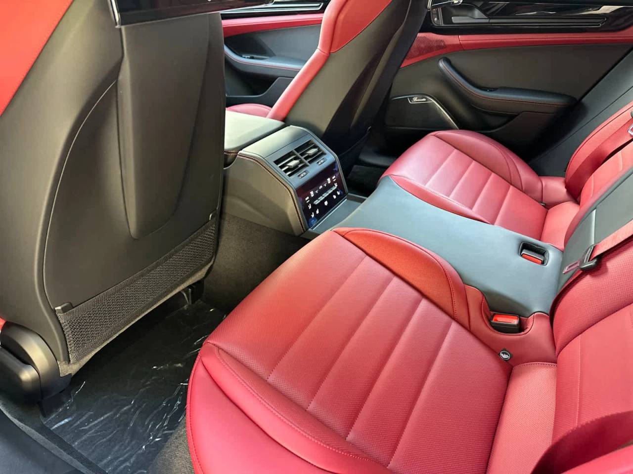 2026 Porsche Panamera GTS