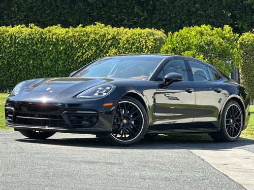 2023 Porsche Panamera Platinum Edition