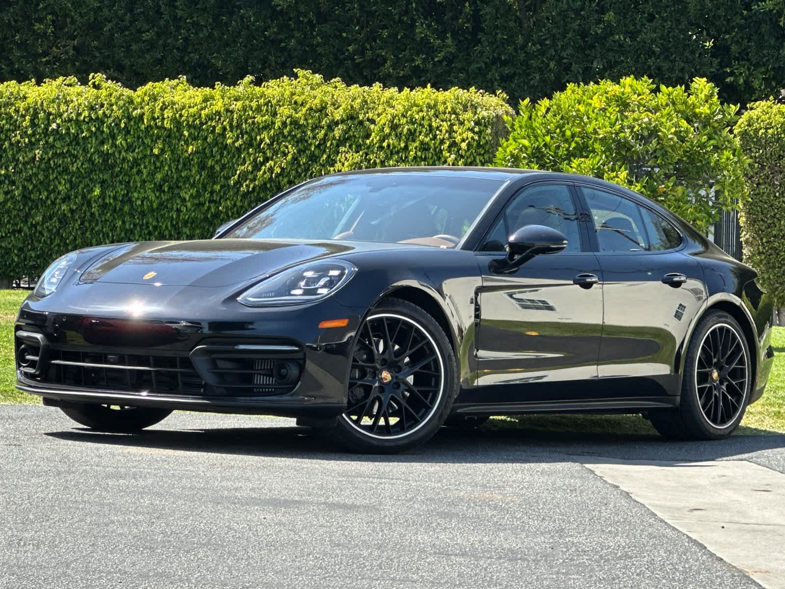 2023 Porsche Panamera Platinum Edition