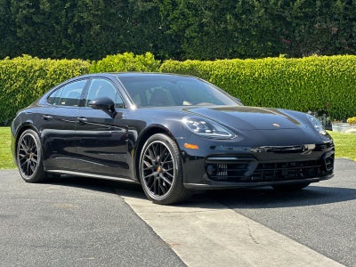 2023 Porsche Panamera Platinum Edition