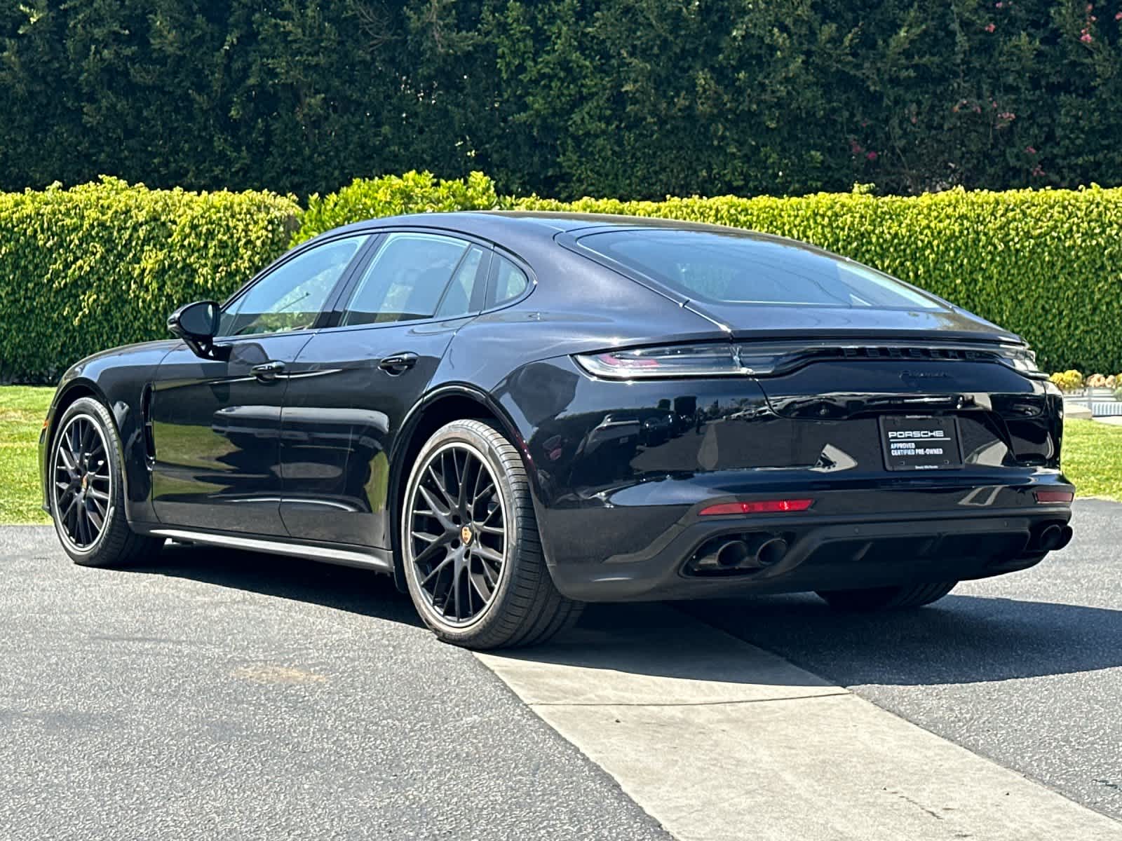 2023 Porsche Panamera Platinum Edition