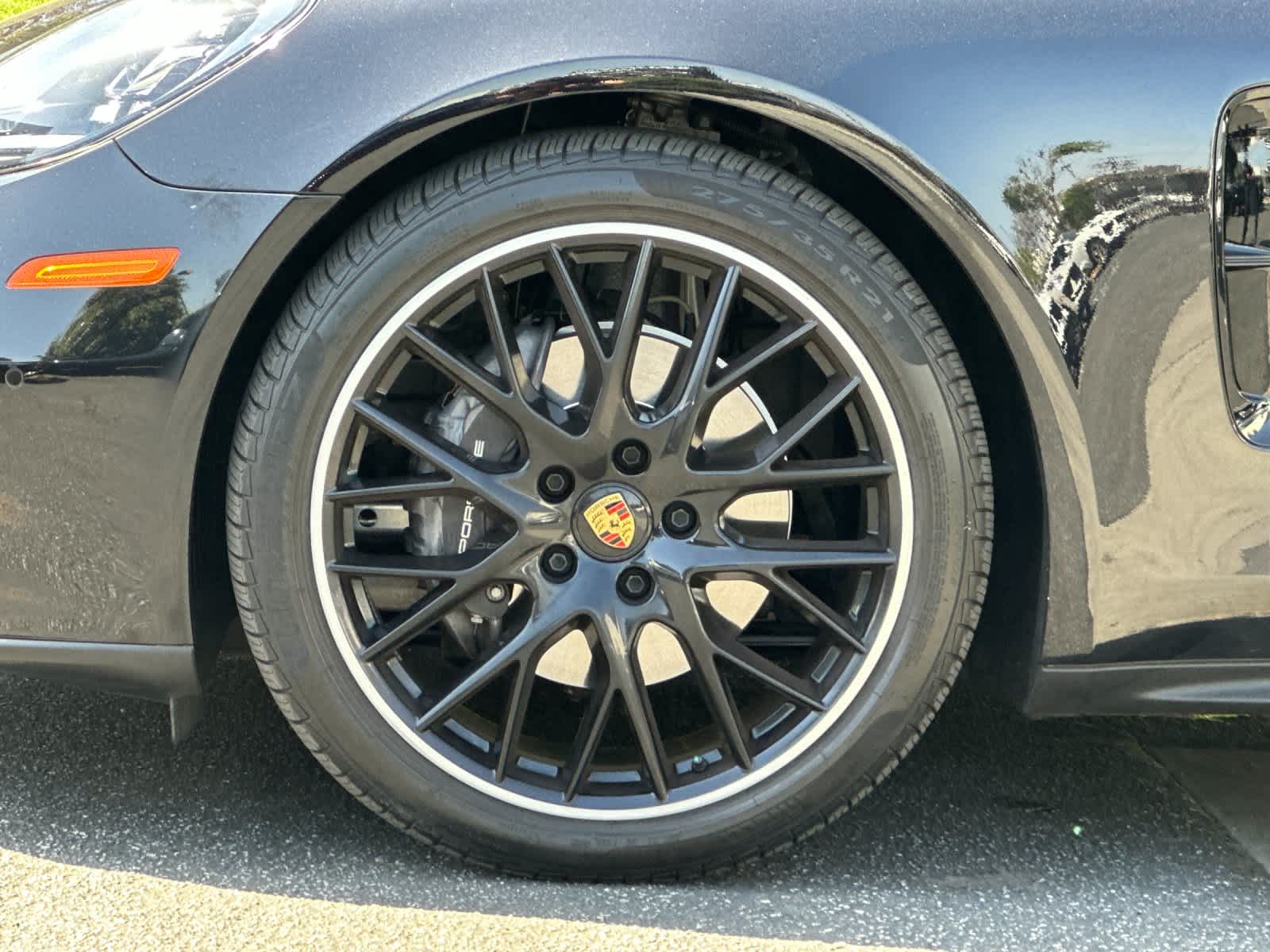 2023 Porsche Panamera Platinum Edition