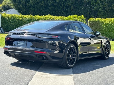 2023 Porsche Panamera Platinum Edition