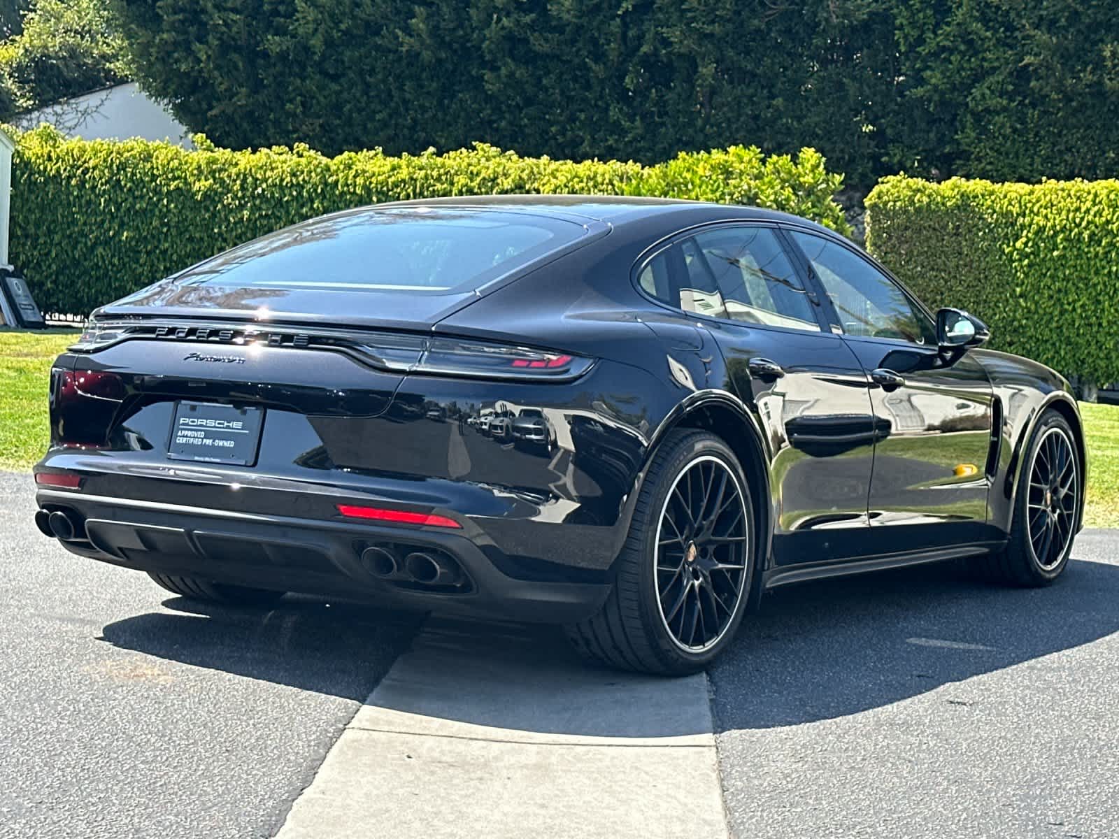 2023 Porsche Panamera Platinum Edition