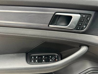 2022 Porsche Panamera Platinum Edition