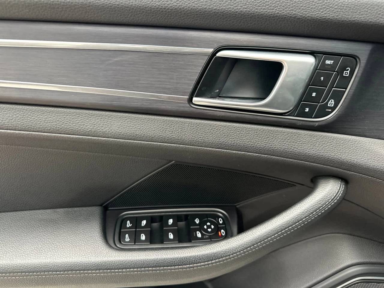 2022 Porsche Panamera Platinum Edition