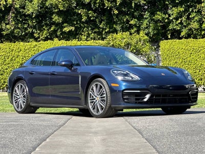2022 Porsche Panamera Platinum Edition
