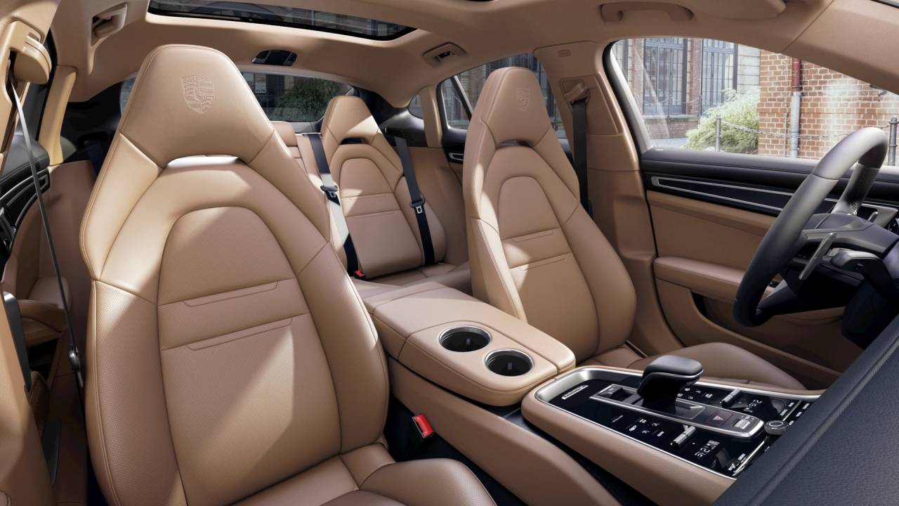 2022 Porsche Panamera 4